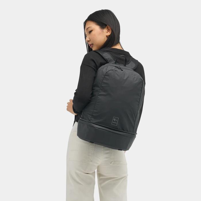 Nomatic McKinnon Camera Cube Pack 21L Secondary image