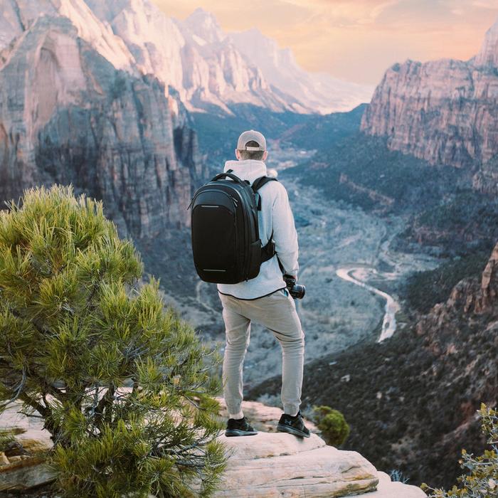 Nomatic Navigator Travel Backpack 32L Secondary image