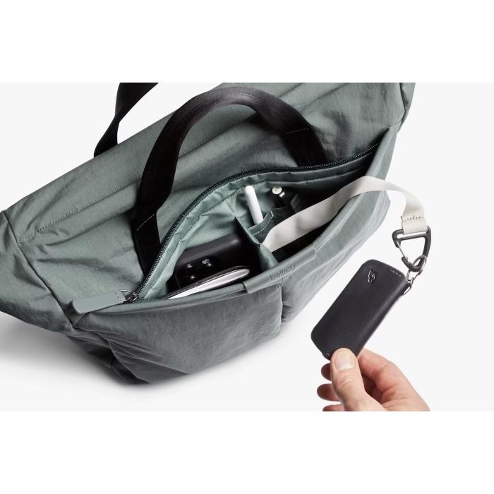 Bellroy Tokyo Messenger Bag