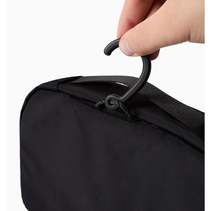 Bellroy Hanging Toiletry Kit