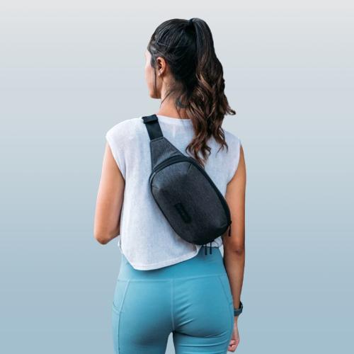 Nomatic Navigator Lite Sling 1L expands to 3L Main image