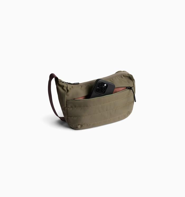 Bellroy Laneway Crescent Bag 2.5L