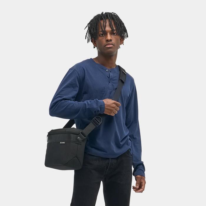 Nomatic Luma Camera Sling